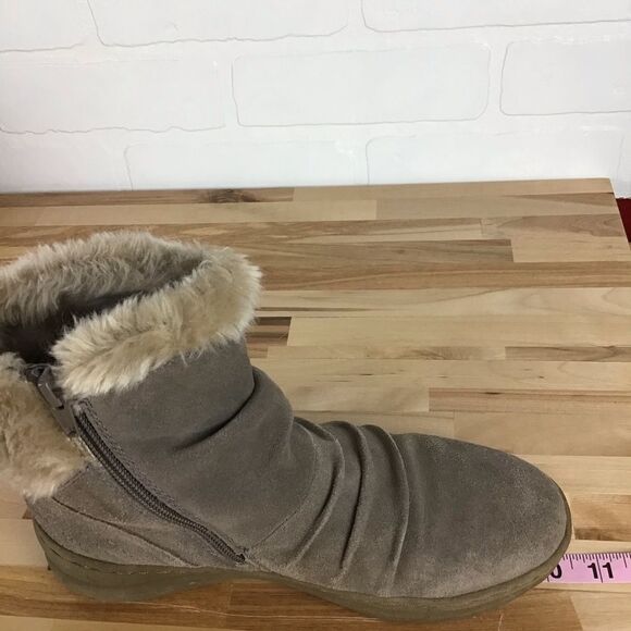 Baretraps suede faux fur ankle winter boots tan beige - Picture 13 of 16